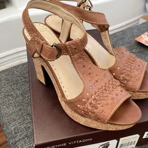 Adrienne Vittadini AV-Yanni lPlatform Sandals with Cork Heel. T-Strap Buckle.